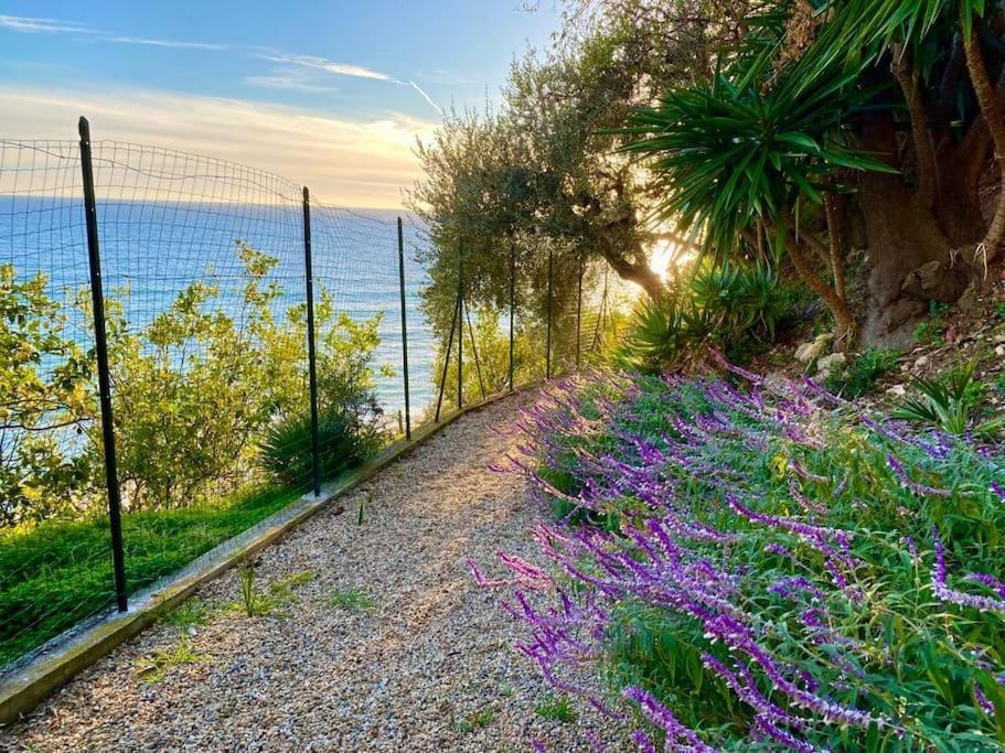La Casa Alle Calandre Ventimiglia Exteriér fotografie