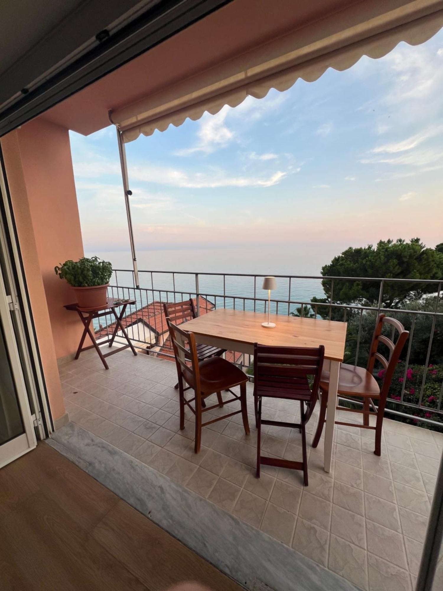 La Casa Alle Calandre Ventimiglia Exteriér fotografie